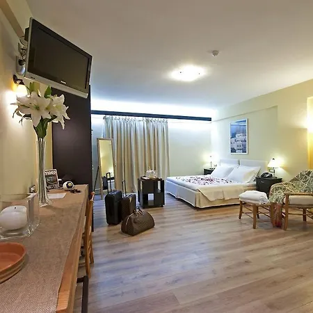 Apart-hotel Efplias