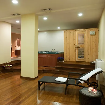 Efplias Apart-hotel 4*