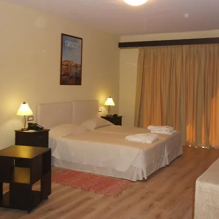 Efplias 4* Piraeus