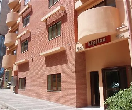 Efplias 4* Piraeus